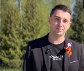 Обнинск читал "Василия Теркина"